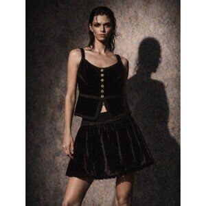 Reformation Brynn Velvet Bubble Skirt 8 Runway Ballet Core Dark Coquette Parisia